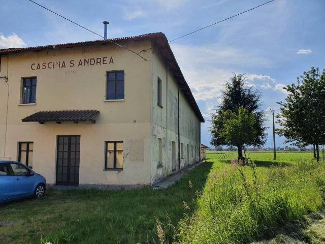 Locale Commerciale in vendita a Piemonte, Torino