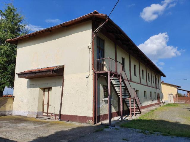 Locale Commerciale in vendita a Piemonte, Torino
