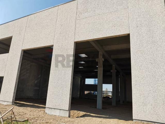 Locale Commerciale in vendita a Magnago, Lombardia