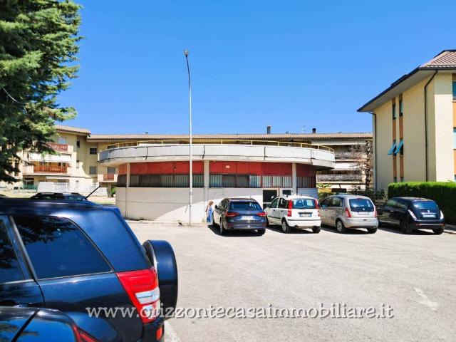 Locale Commerciale in vendita a Marche, Ascoli Piceno