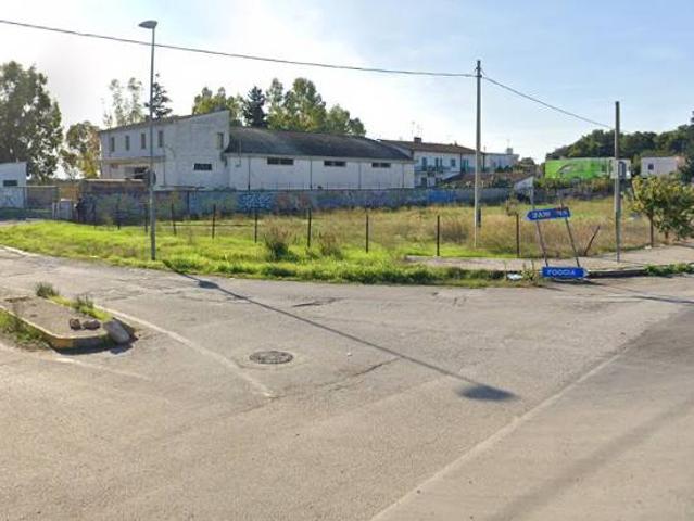 Locale Commerciale in vendita a Borgo Mezzanone, Puglia