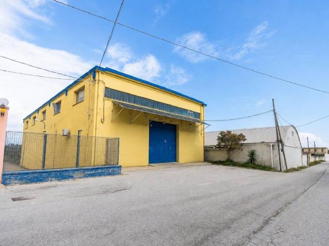 Locale Commerciale in vendita a Puglia, Foggia