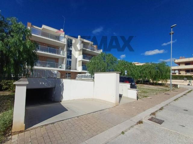 Locale Commerciale in vendita a Siponto, Puglia
