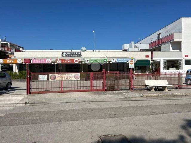 Locale Commerciale in vendita a Ippocampo, Puglia