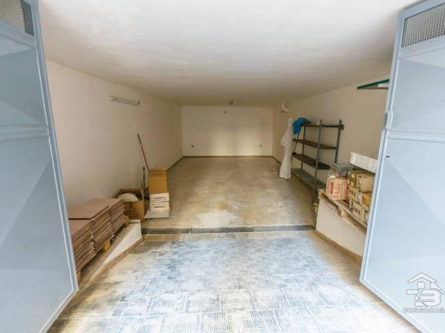 Locale Commerciale in vendita a Puglia, Foggia