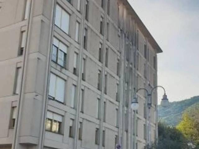 Locale Commerciale in vendita a Maniago, Friuli-Venezia Giulia