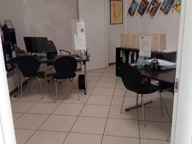 Locale Commerciale in vendita a Valletta Paiolo, San Giorgio Di Mantova