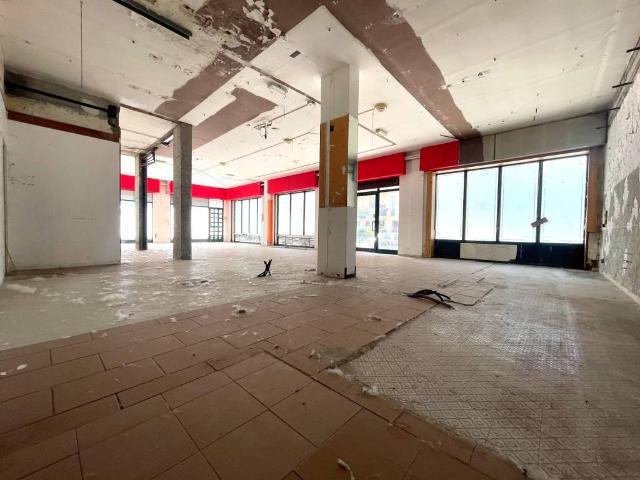 Locale Commerciale in vendita a Valletta Paiolo, San Giorgio Di Mantova