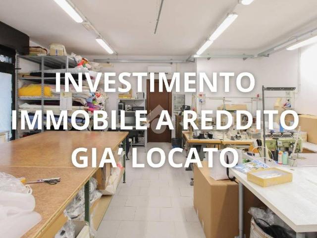 Locale Commerciale in vendita a Piana, Mapello
