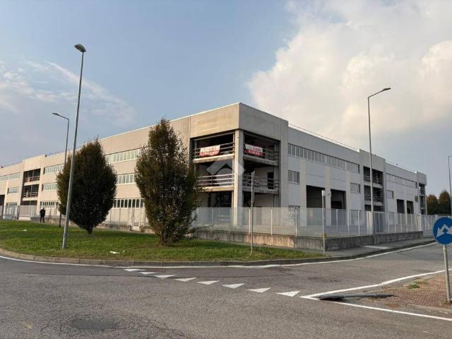 Locale Commerciale in vendita a Piemonte, Torino