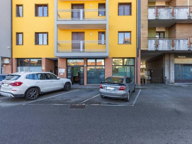 Locale Commerciale in vendita a Nizzolina, Marnate