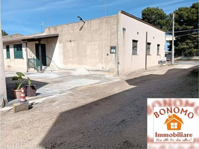 Locale Commerciale in vendita a Marsala, Sicilia