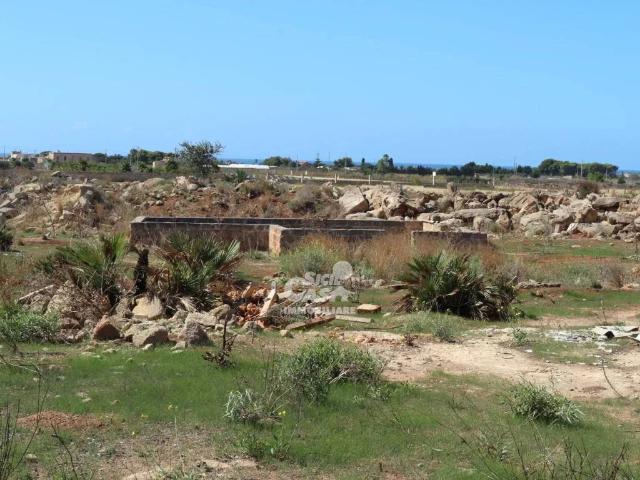 Locale Commerciale in vendita a Rione Sappusi, Marsala