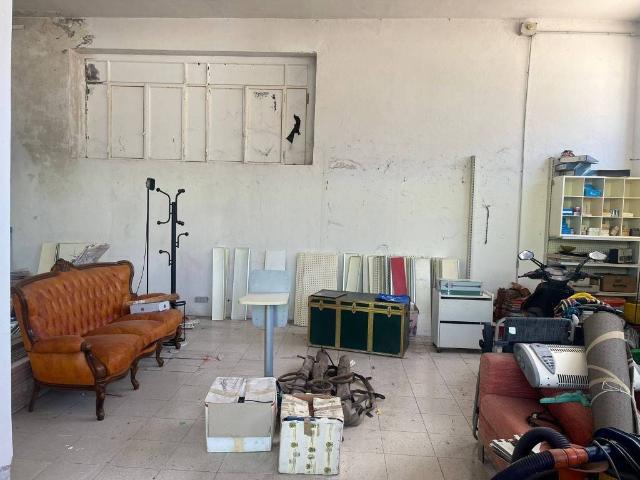 Locale Commerciale in vendita a Marsciano, Umbria
