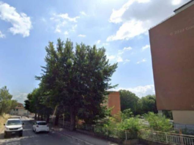 Locale Commerciale in vendita a Marsciano, Umbria