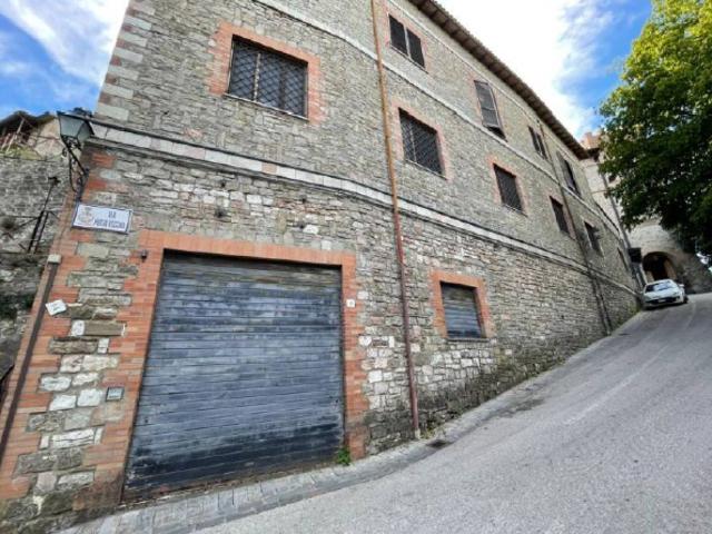 Locale Commerciale in vendita a Marsciano, Umbria