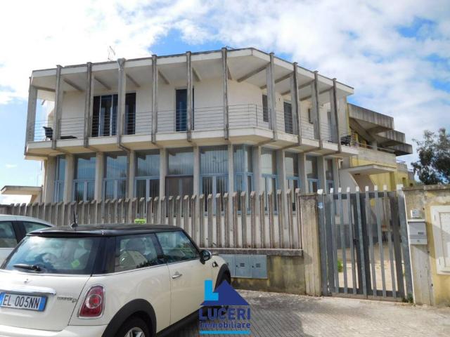 Locale Commerciale in vendita a Puglia, Lecce