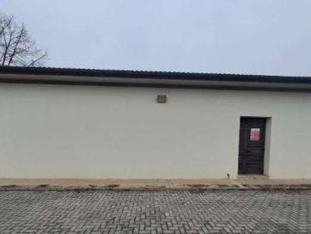 Locale Commerciale in vendita a Martellago, Veneto