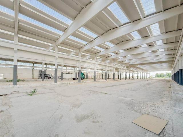 Locale Commerciale in vendita a Martinengo, Lombardia