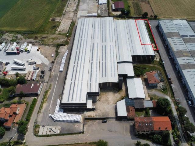 Locale Commerciale in vendita a Martinengo, Lombardia