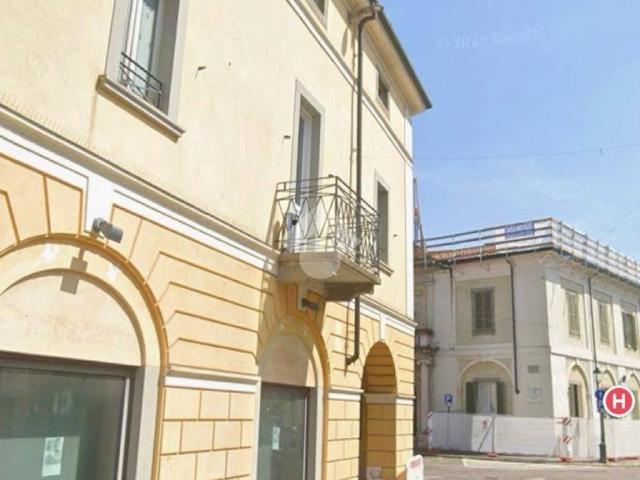 Locale Commerciale in vendita a Martinengo, Lombardia
