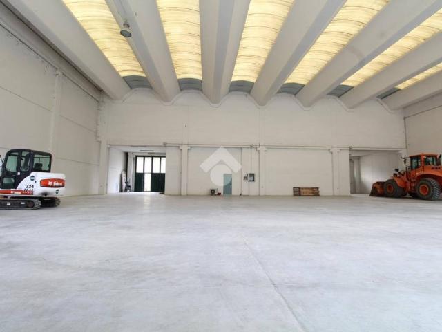 Locale Commerciale in vendita a Lama di Setta, Marzabotto