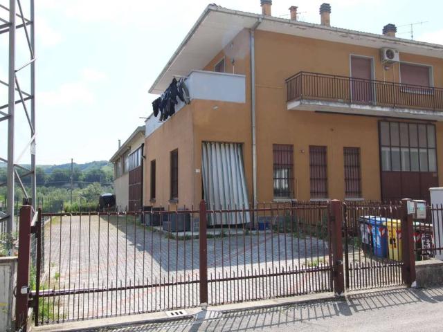 Locale Commerciale in vendita a Unione dell'Appennino Bolognese, Marzabotto