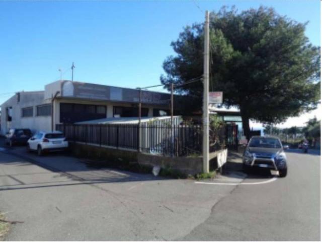 Locale Commerciale in vendita a Mascali, Sicilia
