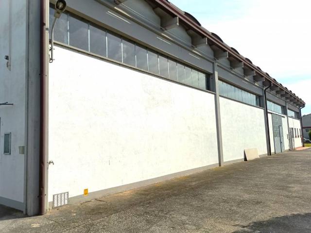 Locale Commerciale in vendita a Maserà Di Padova