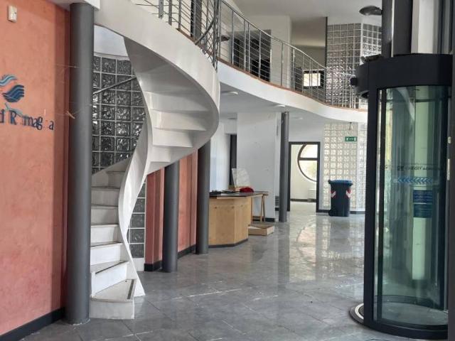Locale Commerciale in vendita a Unione dei comuni della Bassa Romagna, Massa Lombarda