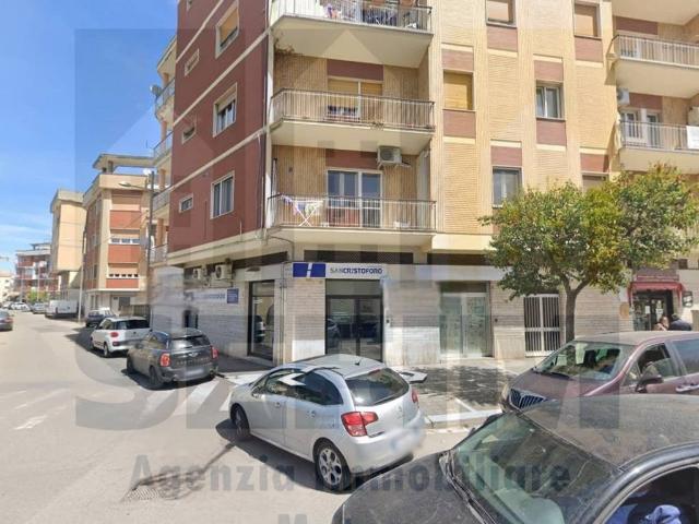 Locale Commerciale in vendita a Rione Spine Bianche, Matera