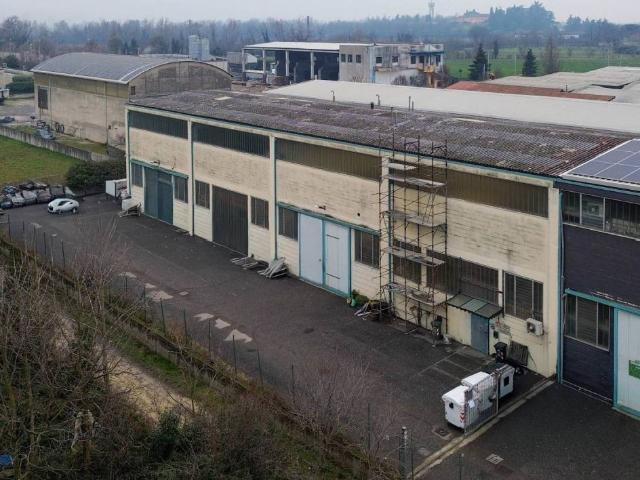 Locale Commerciale in vendita a Molinetto, Mazzano