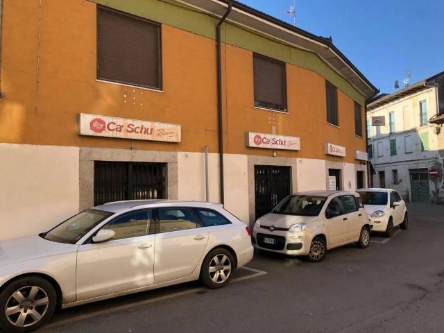 Locale Commerciale in vendita a Mede, Lombardia