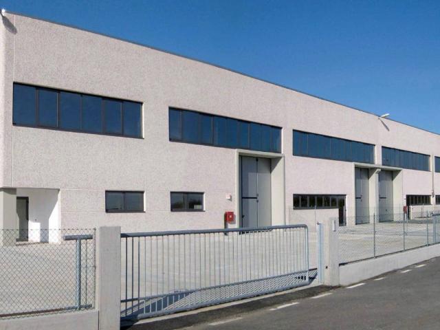 Locale Commerciale in vendita a Nuovo Circondario Imolese, Medicina