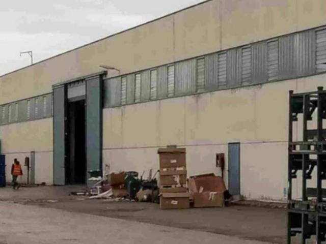 Locale Commerciale in vendita a Melfi, Basilicata