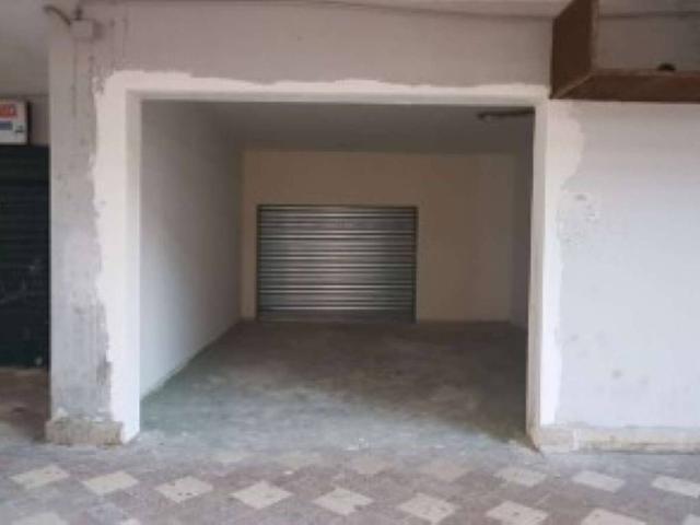 Locale Commerciale in vendita a Rione 219, Melito Di Napoli