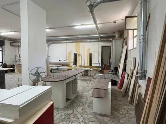 Locale Commerciale in vendita a Rione 219, Melito Di Napoli