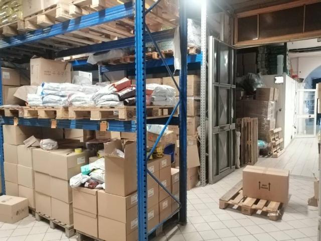 Locale Commerciale in vendita a Rione 219, Melito Di Napoli