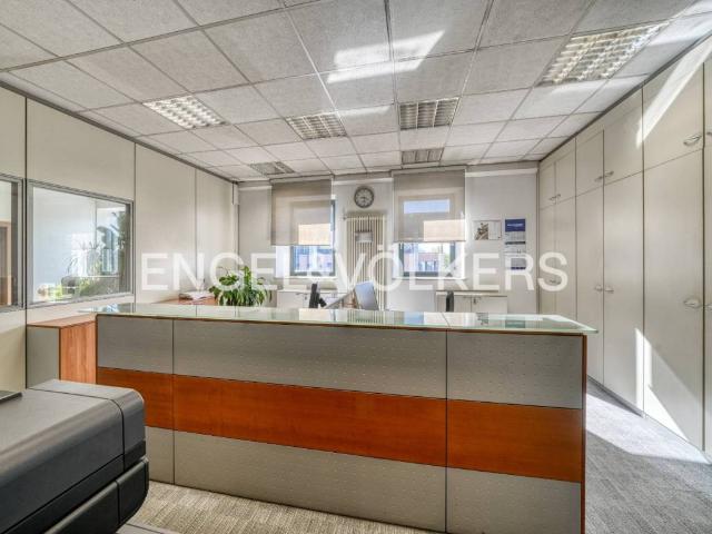 Locale Commerciale in vendita a Burggrafenamt - Burgraviato, Merano - Meran