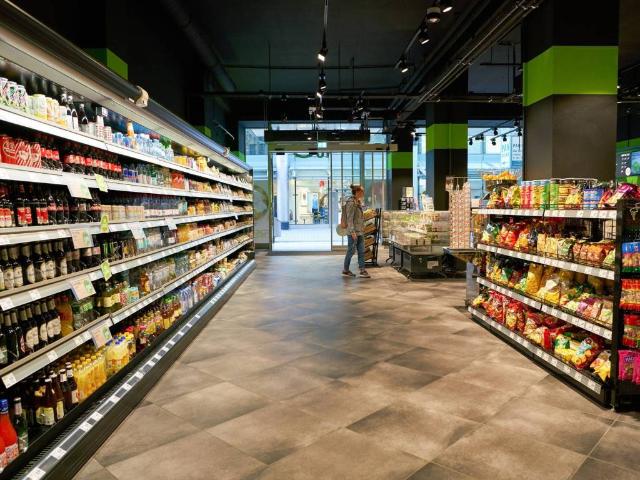 Locale Commerciale in vendita a Burggrafenamt - Burgraviato, Merano - Meran