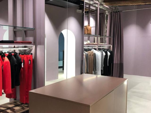 Locale Commerciale in vendita a Burggrafenamt - Burgraviato, Merano - Meran