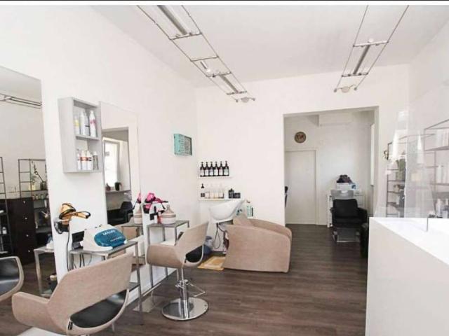 Locale Commerciale in vendita a Burggrafenamt - Burgraviato, Merano - Meran