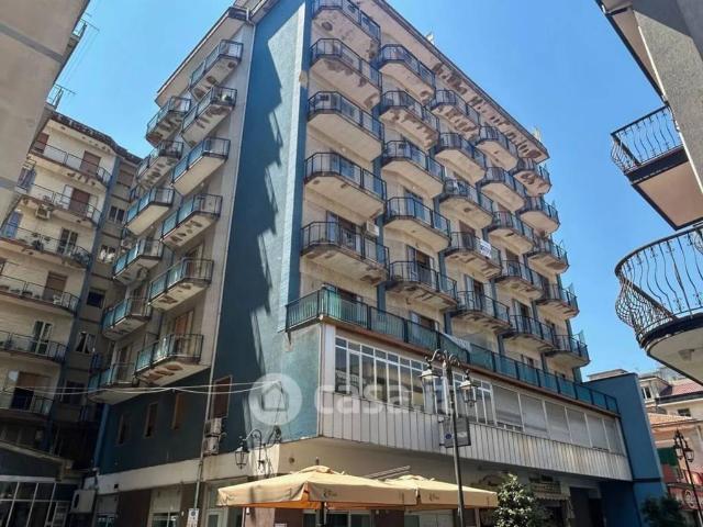 Locale Commerciale in vendita a Mercato San Severino, Campania