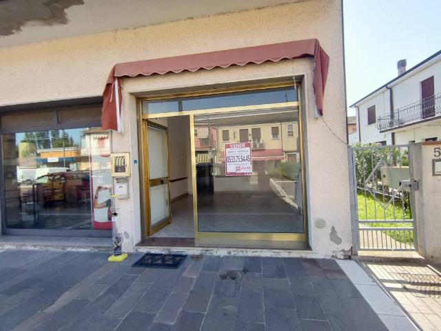 Locale Commerciale in vendita a Unione Delta del Po, Mesola