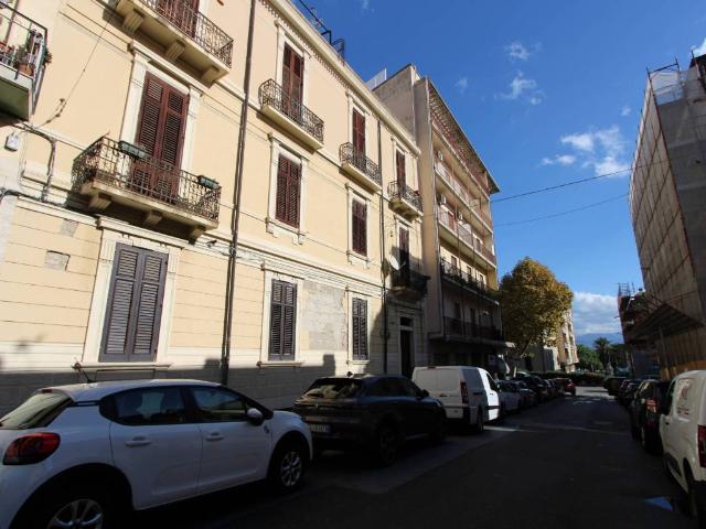 Locale Commerciale in vendita a IV Circoscrizione, Messina