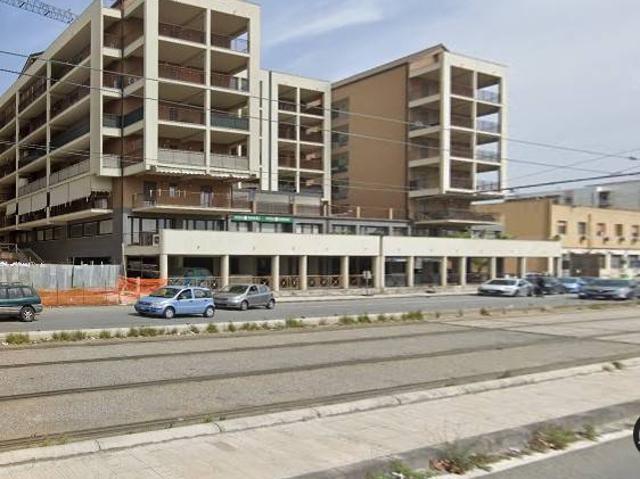 Locale Commerciale in vendita a III Circoscrizione, Messina