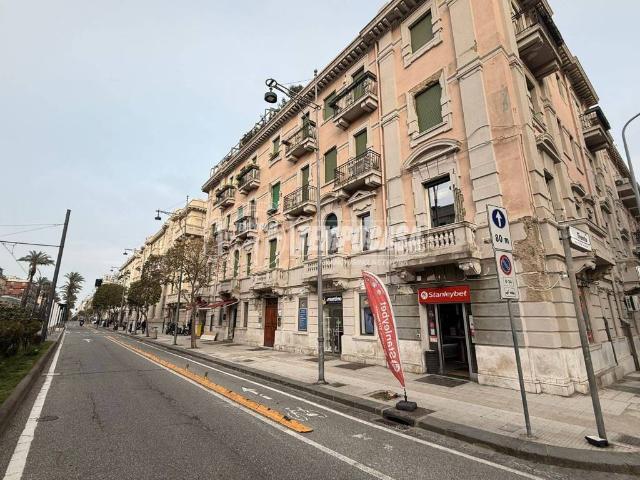 Locale Commerciale in vendita a IV Circoscrizione, Messina