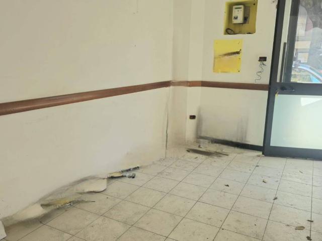Locale Commerciale in vendita a III Circoscrizione, Messina