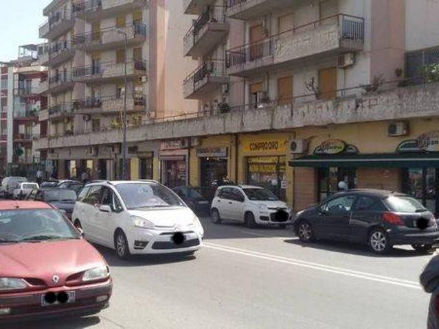 Locale Commerciale in vendita a II Circoscrizione, Messina
