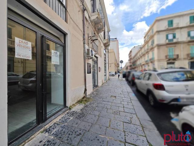 Locale Commerciale in vendita a IV Circoscrizione, Messina